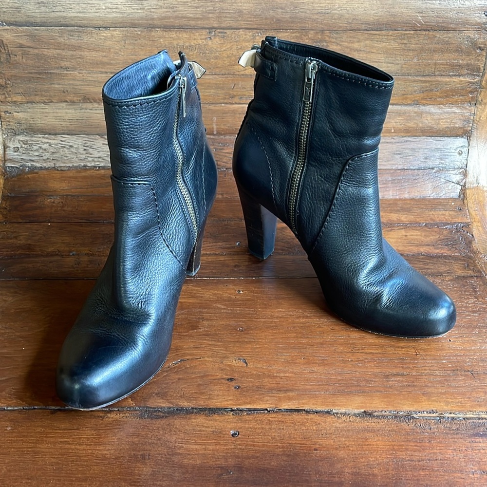 FRYE Marissa black heeled bootie